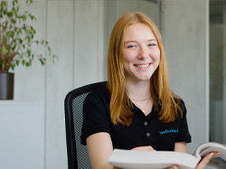  Industriekaufmann/-frau